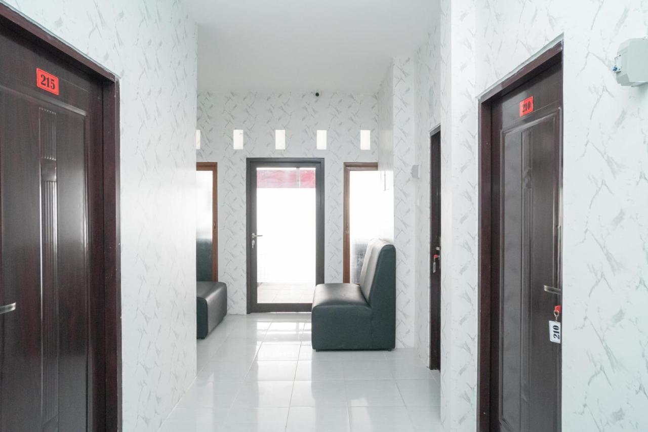 Reddoorz Near Sarinah Jacarta Exterior foto